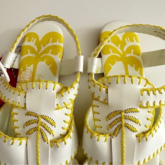 NEW Farm Rio Women's Yellow & White Palm Tree Sandals Whipstitch Vegan sz US 9.5 - Picture 5 of 16